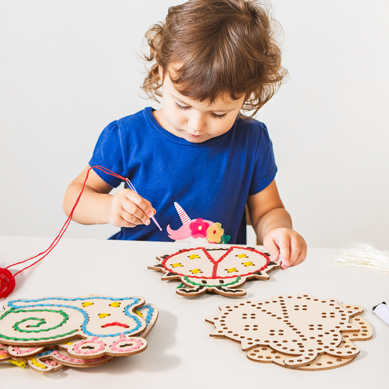 Montessori Wooden Animal Lacin - đánh giá và giá Kids Education Kit